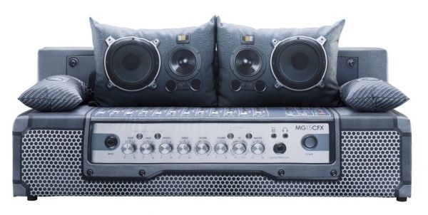 Pohovka PLAY FULL AUDIO