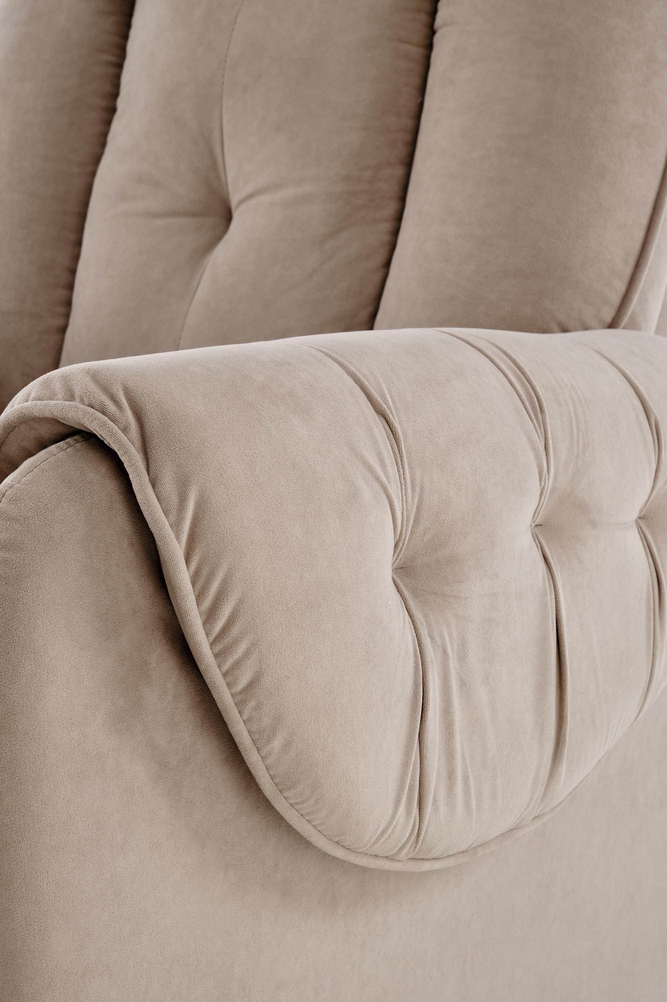 Relaxační křeslo HORTON béžové