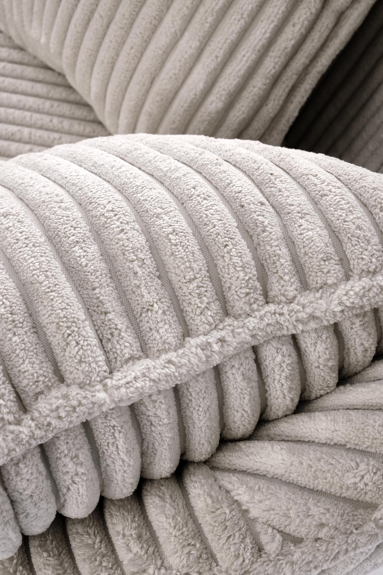 Křeslo MERRY 2 cappuccino