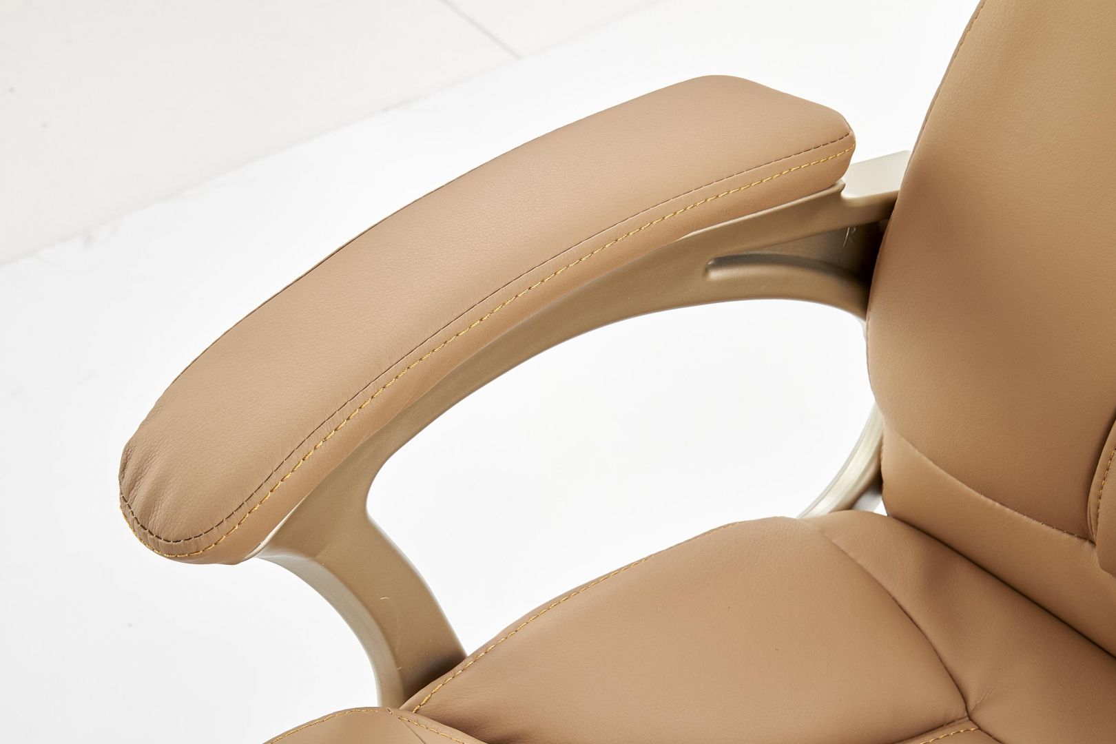 Kancelářské křeslo DESMOND