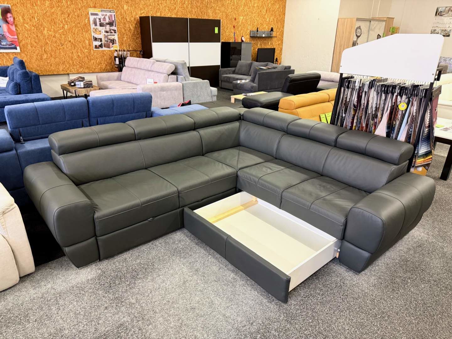 Sedací souprava VENNTO 2 - tm. šedá kůže - VÝSTAVNÍ KUS