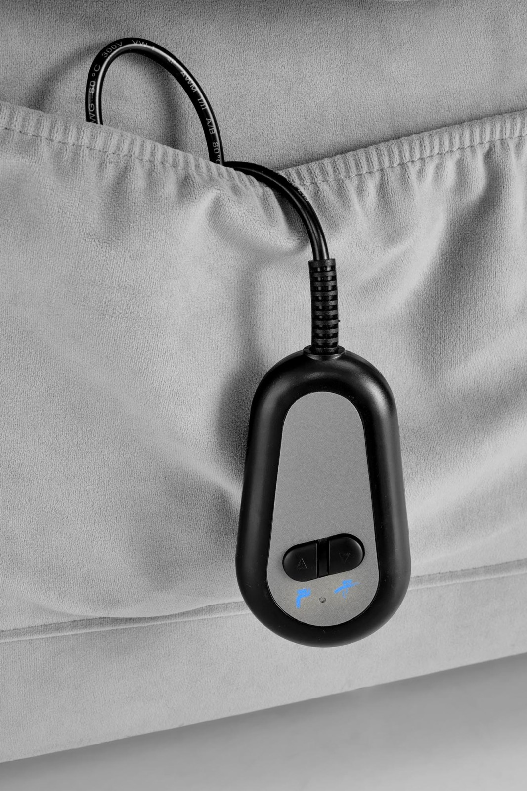 Křeslo ušák HORTON šedé