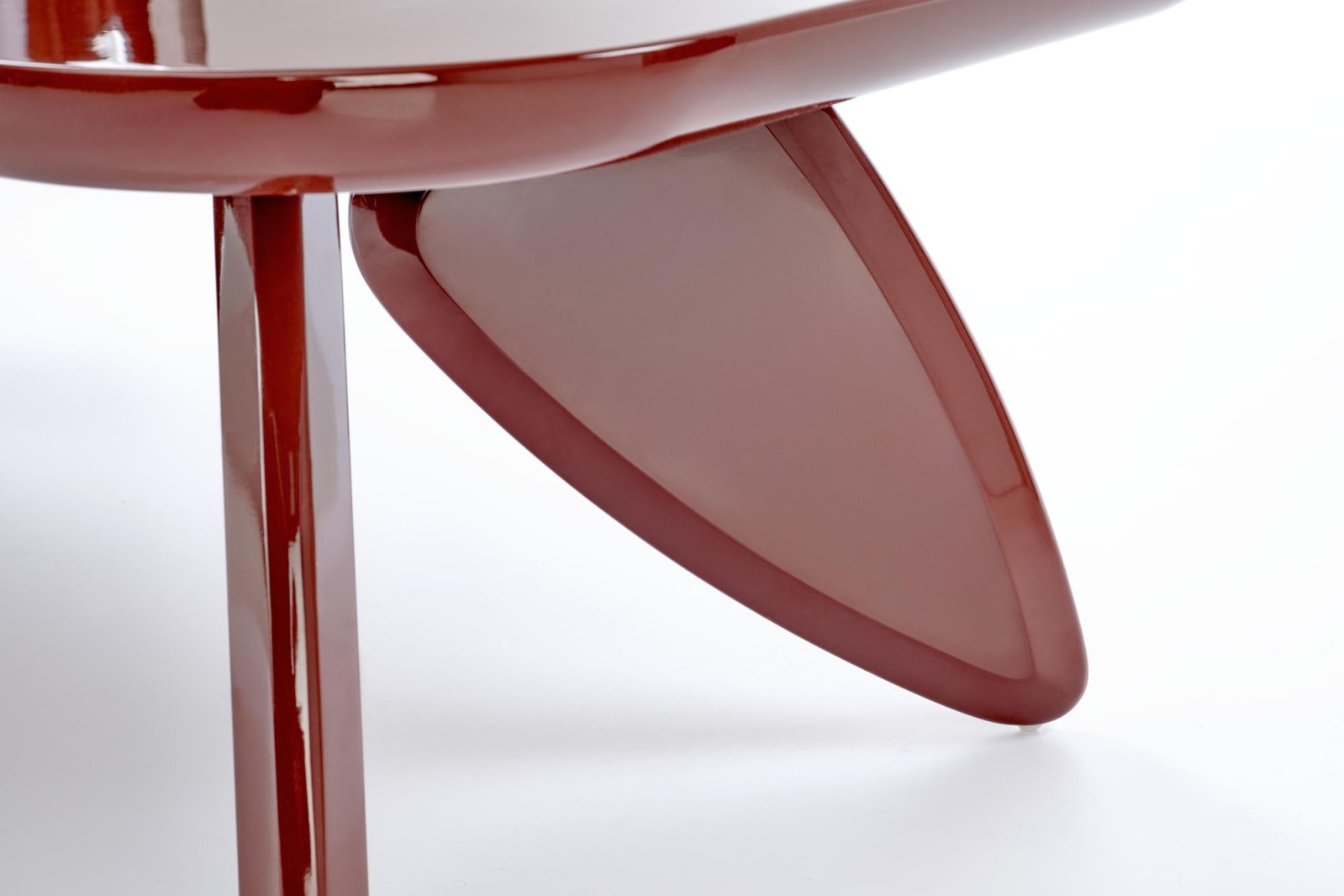 Konferenční stolek SORAYA bordó