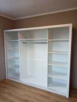 Šatní skříň BORA 250