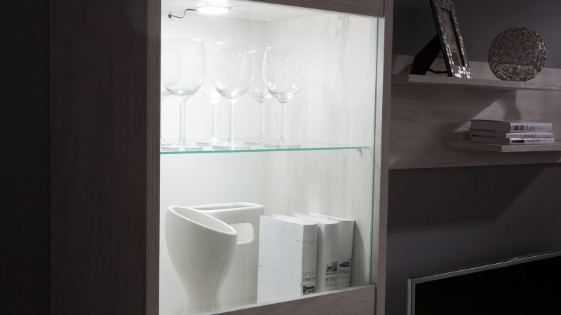 Vitrína DANVER D-16