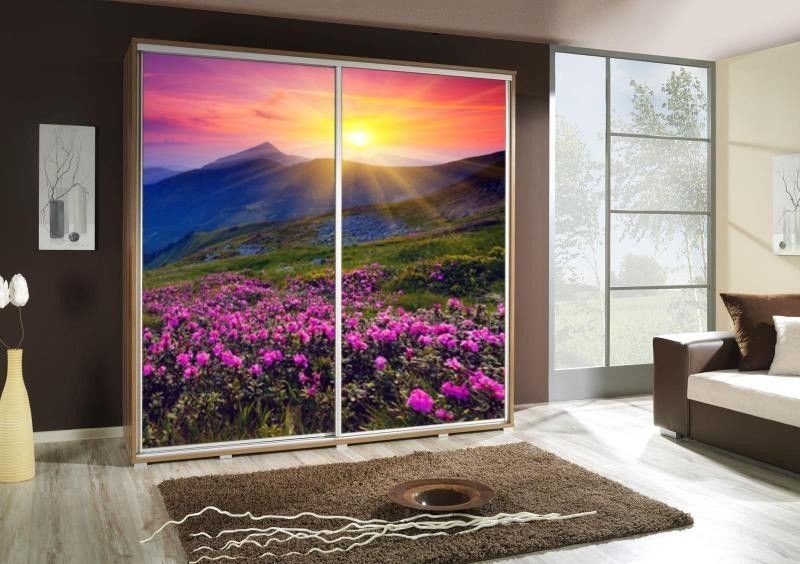 Šatní skříň PEM 205 hory 2