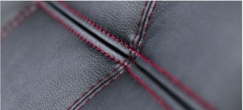 Kožené křeslo IRIS