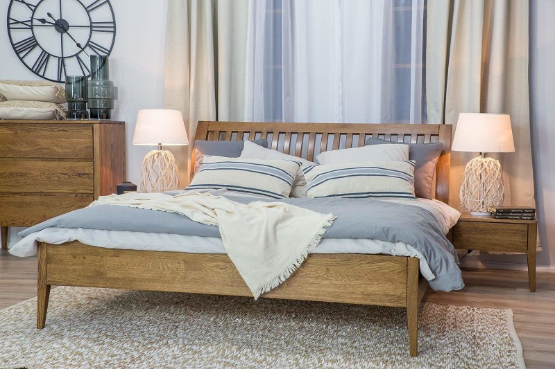 Manželská postel z masivu LK291 dub