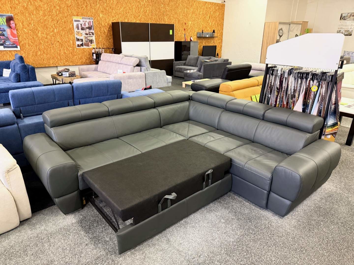 Sedací souprava VENNTO 2 - tm. šedá kůže - VÝSTAVNÍ KUS